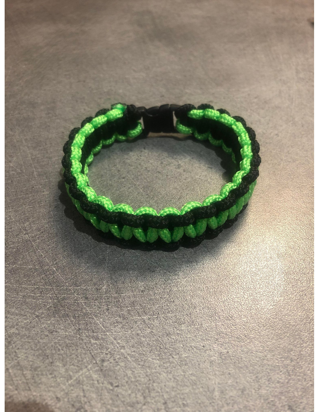 https://t-o-shop.com/8661-thickbox_default/bracelet-paracorde-bi-color.jpg